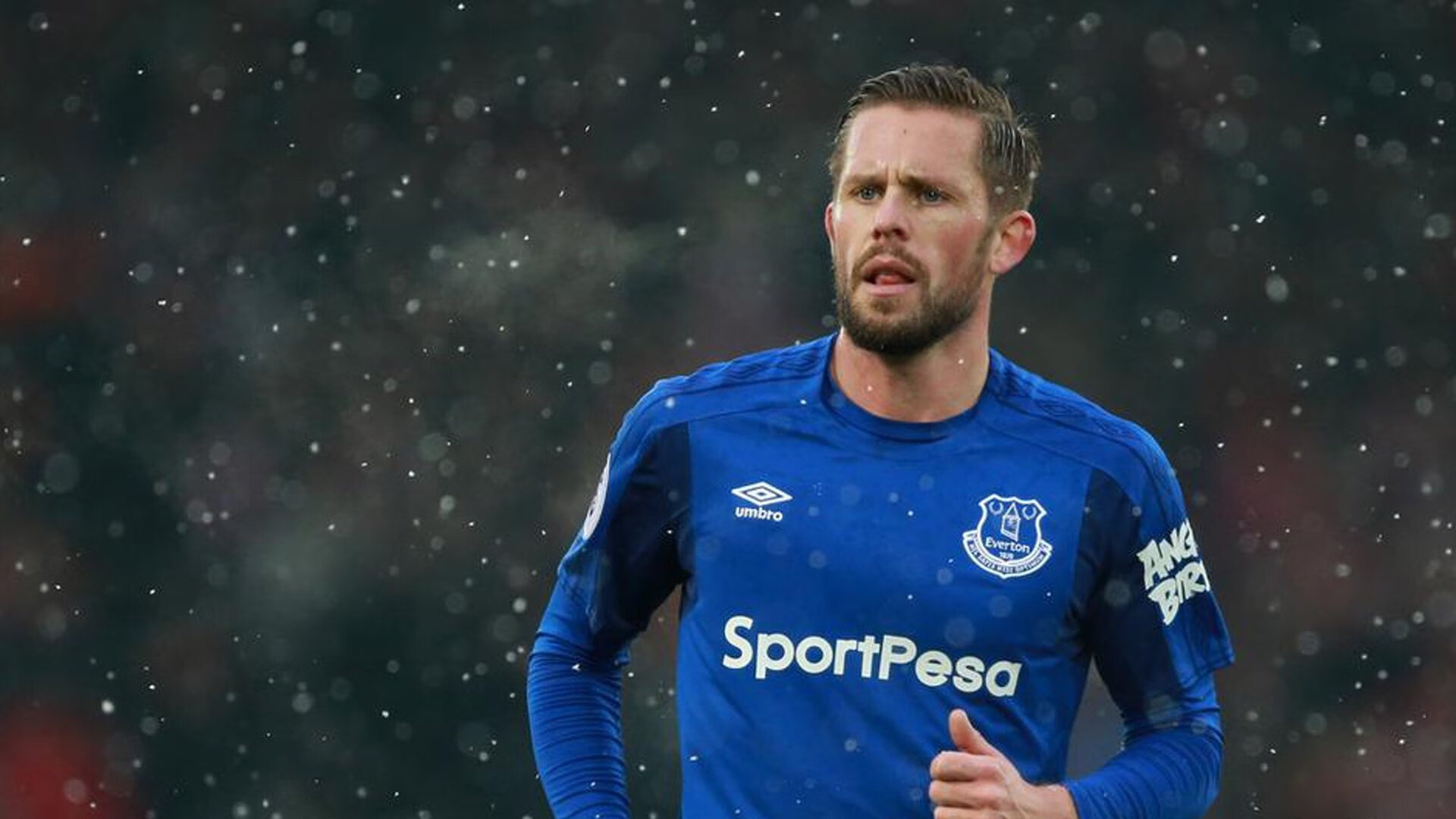 九游体育app下载-压迫型战术是否让五大联赛比赛节奏整体提升，什么是压迫式运动